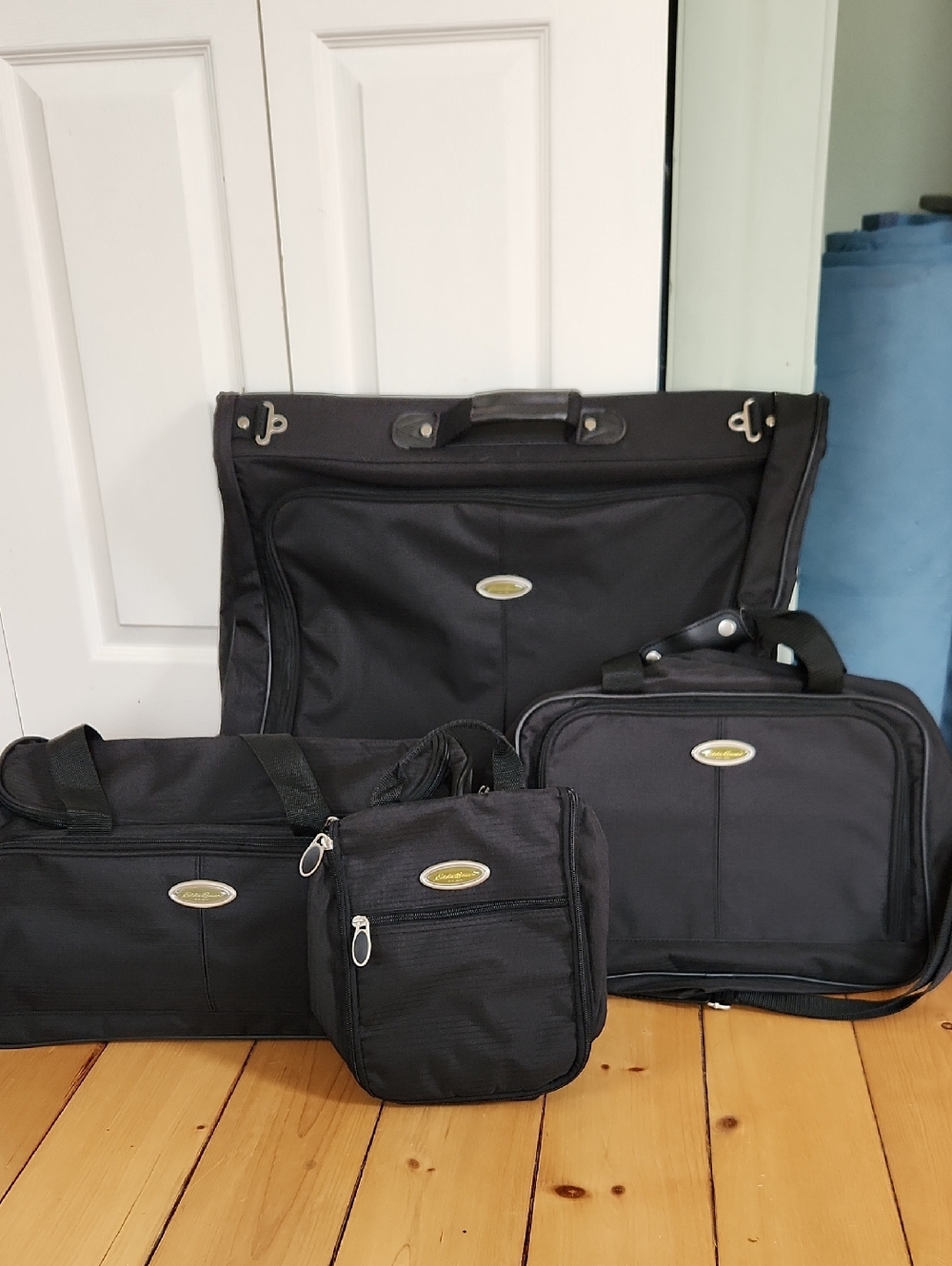 New Eddie Bauer Black Luggage Set - 4 Pieces